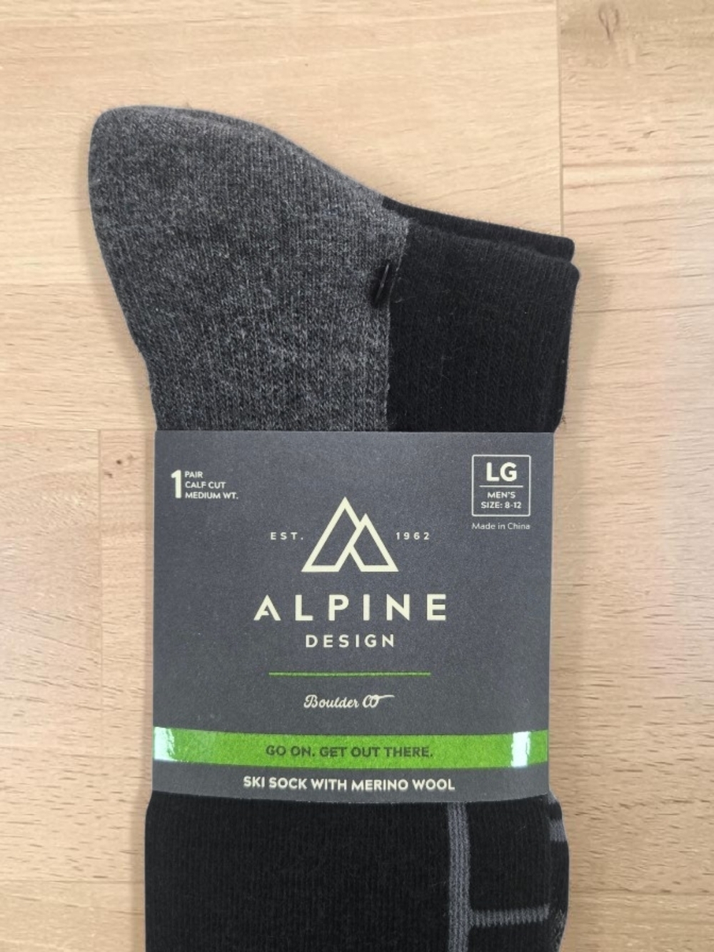 Alpine Design Calf Cut Merino Wool Hiking Socks Medium Width Black 8-12 Large